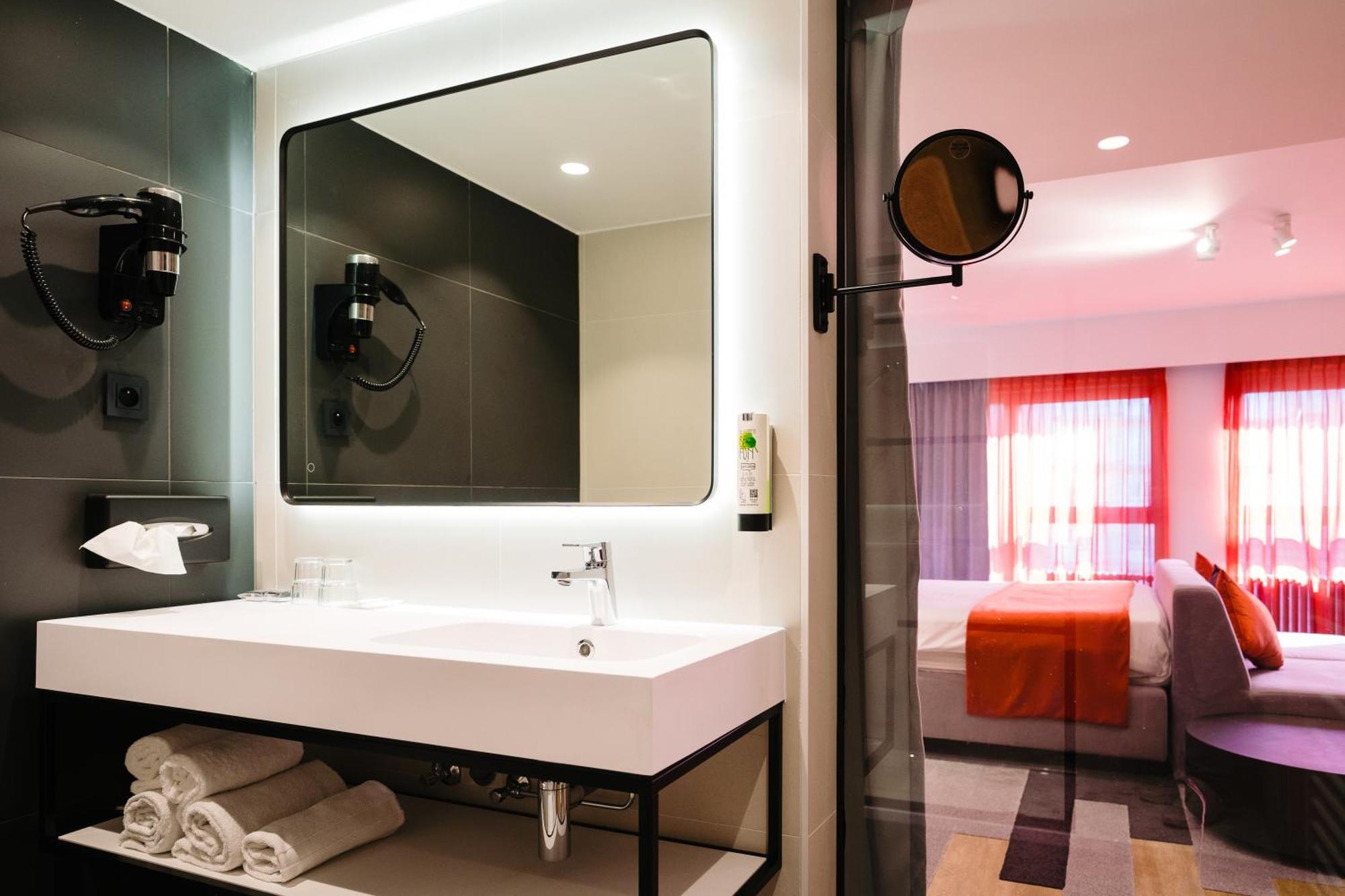 Ostend Hotel Екстер'єр фото